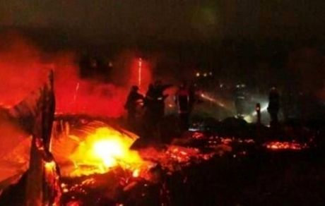 سارقان در ماداگاسکار ۳۲ نفر را زنده زنده در آتش سوزاندند