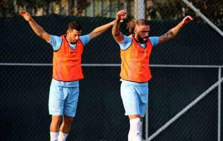 مصدومیت دژاگه قبل از بازی با کامبوج