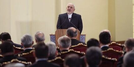 ظریف: دعواها و بگو مگوهای خانگی ما را به حساب فاصله مردم نگذارید