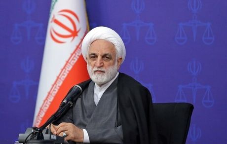 نیروهای انتظامی و امنیتی به مخلان امنیت فرصت ابراز وجود نمی‌دهند