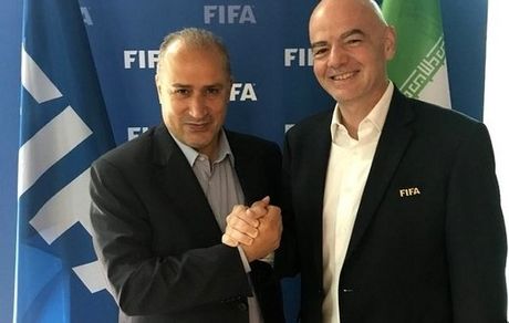 توضیح تاج در مورد سفر اینفانتینو به ایران برای حضور تماشاگران زن در لیگ برتر