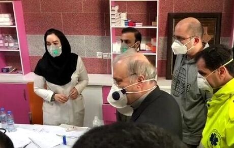 بازدید وزیر بهداشت از دانشجویان در قرنطینه کرونا/ عکس