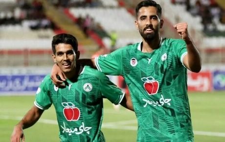 استقلال، بازیکنی از ذوب آهن جذب کرد