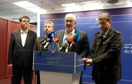 بازسازی فوری نقاط آسیب دیده تأسیسات آب و برق در کشور