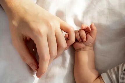 هدیه دولت به مادران؛ واریز ماهانه ۲ میلیون تومان به «کارت امید مادر» از ۱۴۰۵
