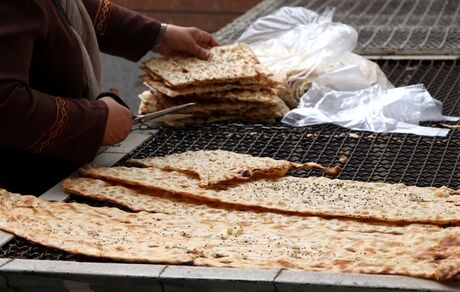 طرح نصب کارتخوان در نانوایی‌ها شکست خورد؟