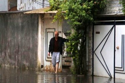 شرایط بندرانزلی بعد از بارش شدید عادی شد