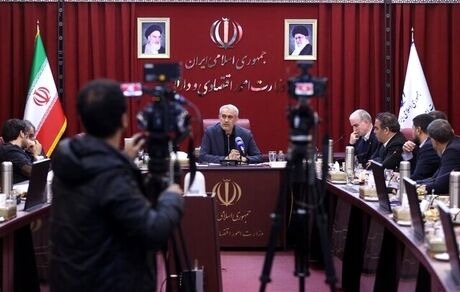 وزیر اقتصاد: ۹۰ درصد اصناف مالیات صفر شد