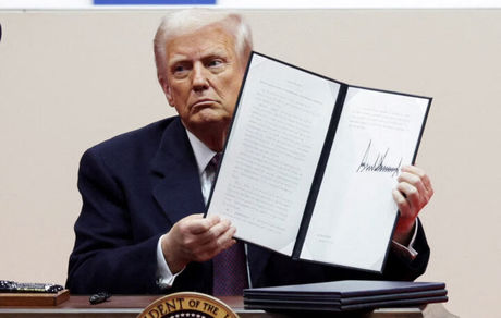 ترامپ یک یادداشت ضدایرانی امضا کرد