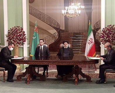 ۹ یادداشت تفاهم و بیانیه مشترک بین ایران و ترکمنستان امضا شد