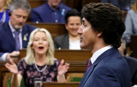 قانونگذاران کانادا اقدامات روسیه در اوکراین را "نسل‌کشی" دانستند