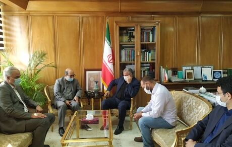 تقدیر سخنگوی شورای تهران از کارگری که برای باز کردن راه آب وارد کانال شد