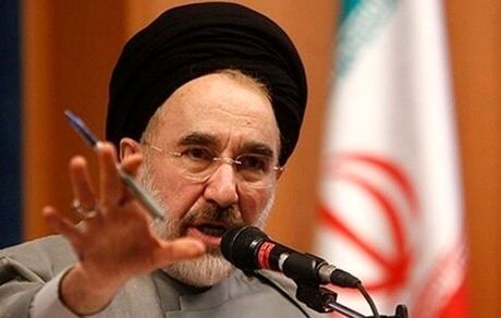 خاتمی برای عبور از بحران راهکار داد