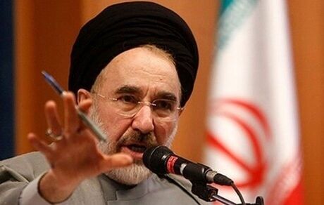 خاتمی برای عبور از بحران راهکار داد