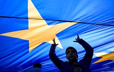 رئیس جمهور جدید رومانی، فردا انتخاب می‌شود