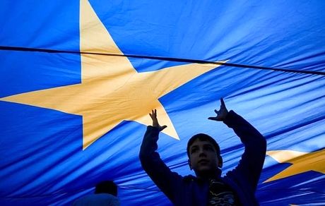 رئیس جمهور جدید رومانی، فردا انتخاب می‌شود