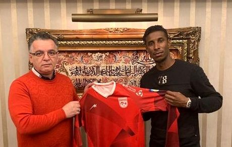 کنستانت بابت قرارداد دو ساله‌اش علیه تراکتور از فیفا حکم گرفت