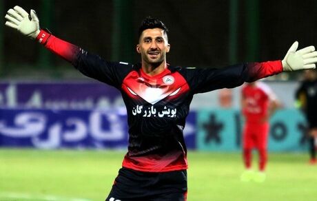 غیبت قطعی دروازه‌بان تراکتور مقابل استقلال