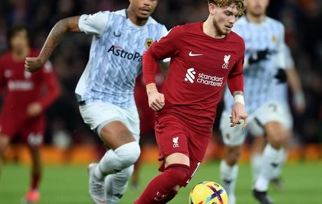 لیورپول کمی از بحران خارج شد