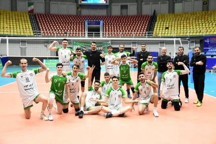 آغاز زیرگروه والیبال کشور در ارومیه / میزبان برد