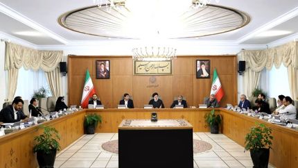 رییسی: سازمان برنامه با واقعی‌کردن درآمدها و مصارف، جلوگیری از کسری بودجه را مورد توجه ویژه قرار دهد
