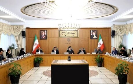 رییسی: سازمان برنامه با واقعی‌کردن درآمدها و مصارف، جلوگیری از کسری بودجه را مورد توجه ویژه قرار دهد