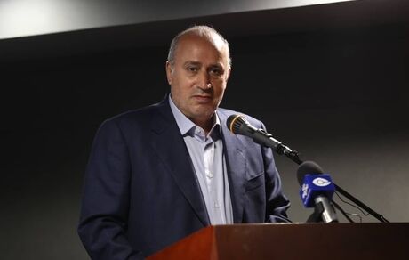 تاج: بازسازی و تعمیر ورزشگاه آزادی تا آغاز لیگ برتر تمام نمیشود
