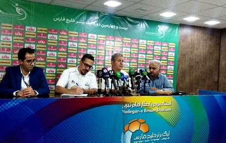 سرمربی تراکتور: پرسپولیس مارا بابت کوچکترین اشتباه مجازات کرد