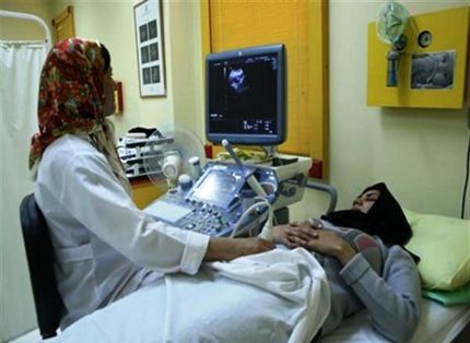 غربالگری جسمی خانوارهای زن سرپرست/پرداخت کمک هزینه درمان به این زنان