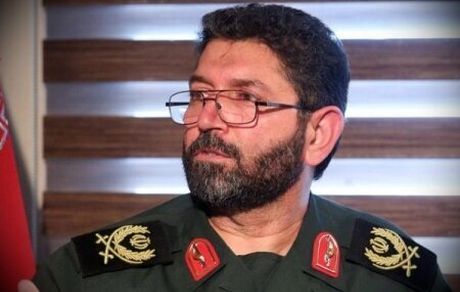 تشییع ۲۵۰ شهید گمنام در تهران و ۲۴ استان دیگر/ وداع با شهیدان در مصلای تهران