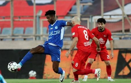 غیبت هافبک خارجی استقلال در چهار بازی آینده