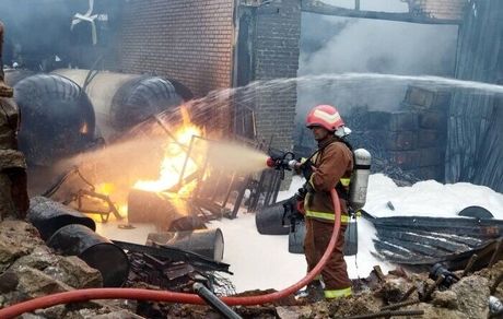 سه فوتی در انفجار یک کارخانه در شهرک صنعتی بابل