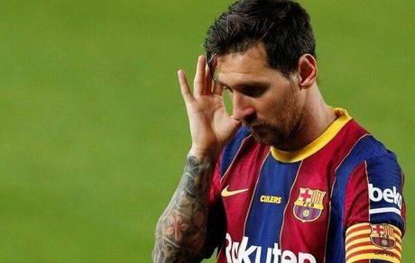 مسی عذر خواهی کرد و اشتباهاتش را پذیرفت