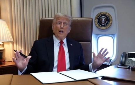 ترامپ: متعهد به خریدن غزه و واگذاری بازسازی بخشی از آن به کشورهای خاورمیانه هستیم