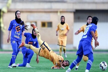 پیروزی مدعیان و شکست پرسپولیس در هفته ششم لیگ برتر فوتبال بانوان
