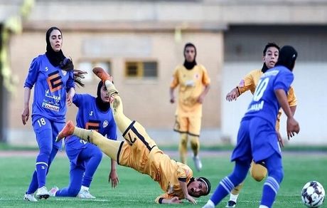 پیروزی مدعیان و شکست پرسپولیس در هفته ششم لیگ برتر فوتبال بانوان