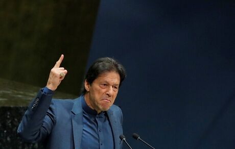 نخست وزیر بازداشت شده پاکستان مدعی پیروزی در انتخابات شد