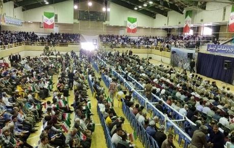 رئیس‌جمهور: با فعال کردن بازارچه مرزی مسئله کولبری را سامان می‌بخشیم