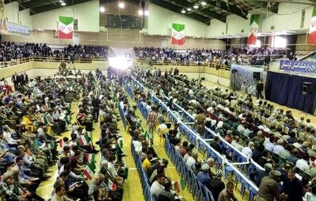 رئیس‌جمهور: با فعال کردن بازارچه مرزی مسئله کولبری را سامان می‌بخشیم
