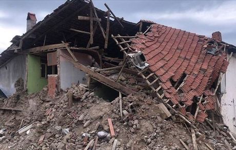 
پرداخت ۲۷۰ میلیارد ریال خسارت به سیل‌زدگان خوزستان و لرستان
