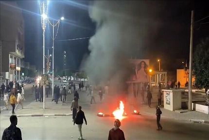 ادامه اعتراضات در تونس