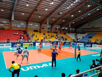 والیبال قهرمانی آسیا: چین مرد تا اندونزی را برد
