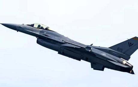 سقوط یک فروند جنگنده «F-16» نیروی هوایی جمهوری سنگاپور