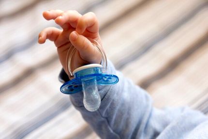 پستانک هوشمند جایگزین آزمایش خون می‌شود