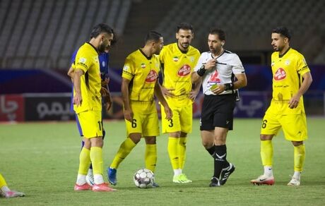 باشگاه فجرسپاسی به داوری لیگ برتر فوتبال اعتراض کرد