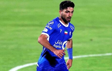 هافبک استقلال از بازی مقابل هوادار محروم شد