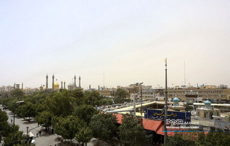 تعطیلی زودهنگام ادارات قم بدلیل آلودگی هوا