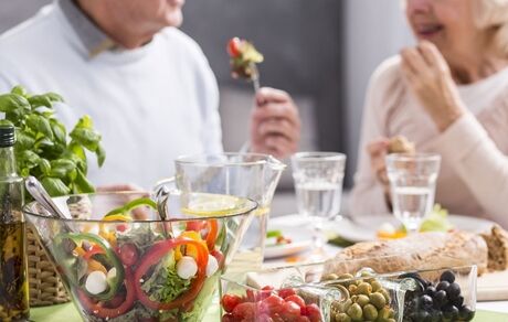 تدابیر طب سنتی برای سالمندان