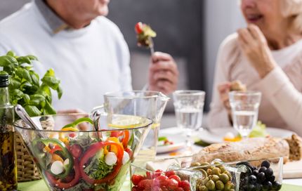 تدابیر طب سنتی برای سالمندان