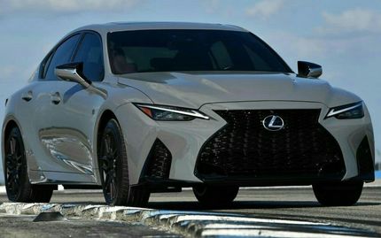 معرفی لکسوس IS 500 F Sport Performance لانچ ادیشن